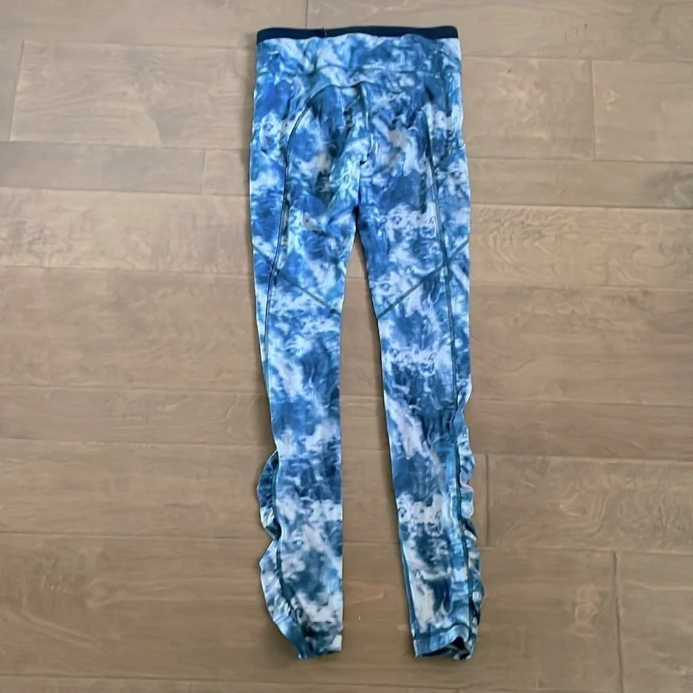 Lululemon Speed Tight III Sea Side Silver Fox Blue Size 4